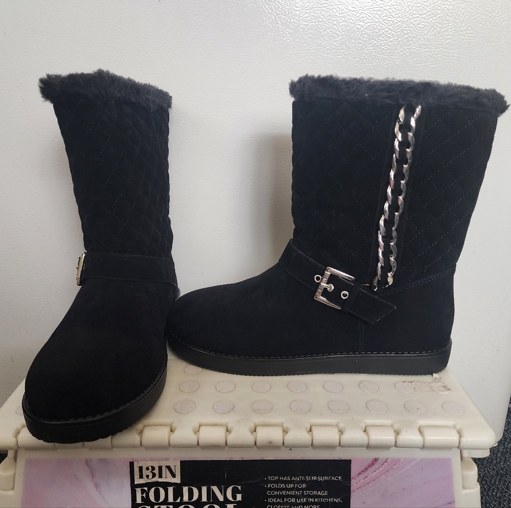 SZ 8 G BY GUESS ALFRED FUR LINED BLACK BOOTS